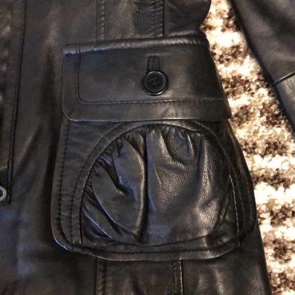 Danier Medium Leather Jacket - Picture 5 of 8